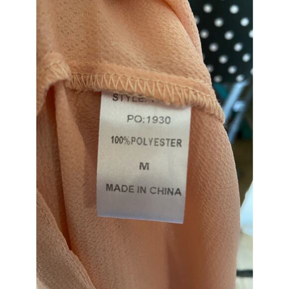 GiGiO Womens Blouse Size Medium‎ Daydream Apricot Ruffled Sleeves NEW - Picture 9 of 9